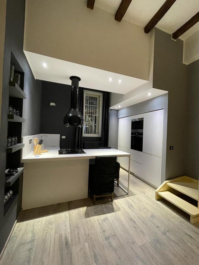 בולוניה Portici Design Suite - Historical Center מראה חיצוני תמונה