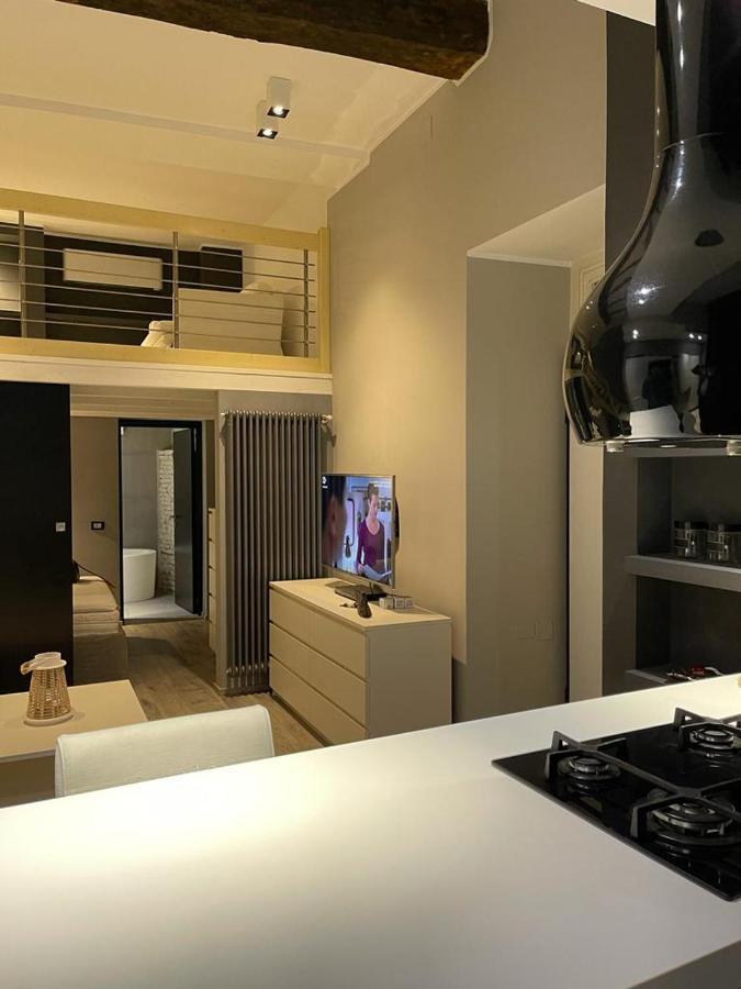 בולוניה Portici Design Suite - Historical Center מראה חיצוני תמונה