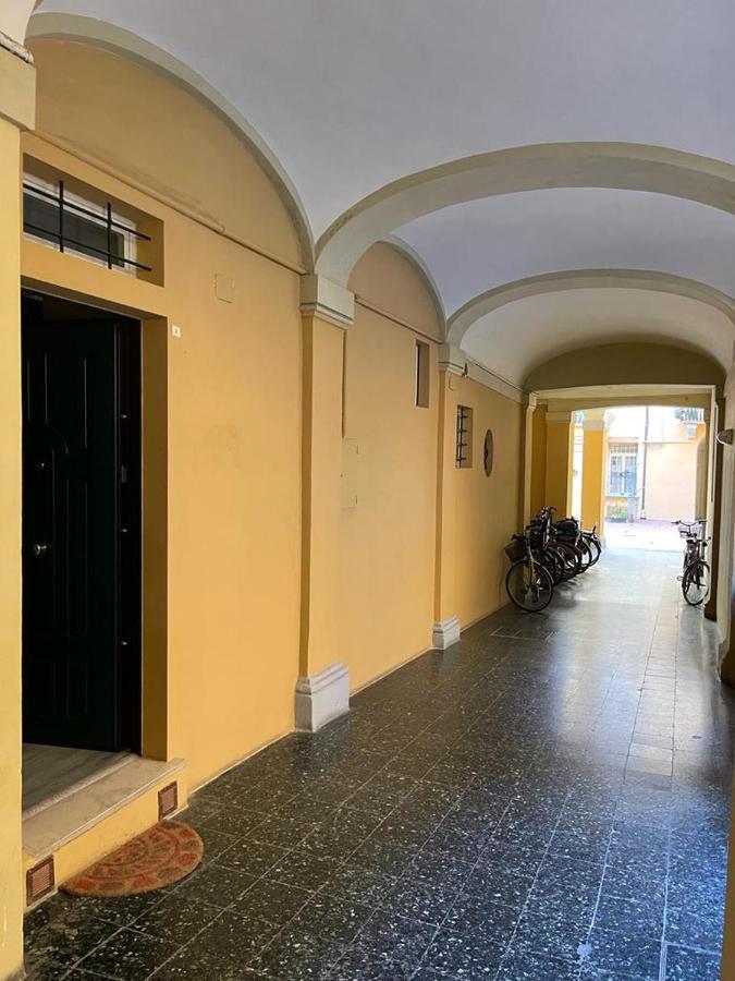 בולוניה Portici Design Suite - Historical Center מראה חיצוני תמונה